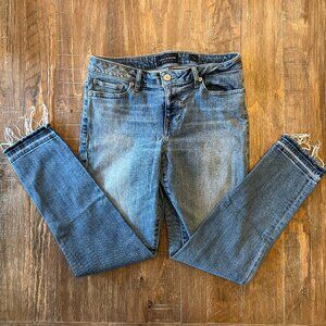Lucky Brand Women's Lolita Frayed-Cuff Ankle Length Skinny Jeans Size 6/28